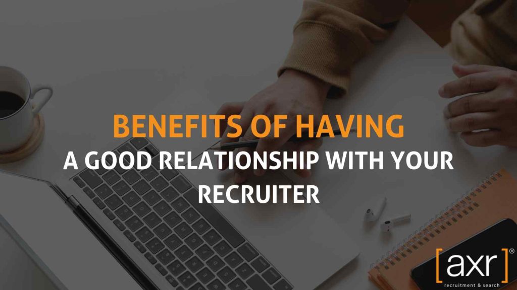 benefits of having a good relationship with your recruiter accountant working with laptop in office axr recruitment and search