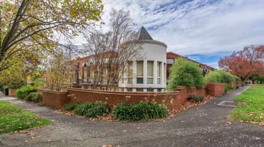 Piccolo has paid a whopping $35 million for 18 Barry Street Kew – an 8,475 sqm site that will soon become the home of the company’s latest development. 
