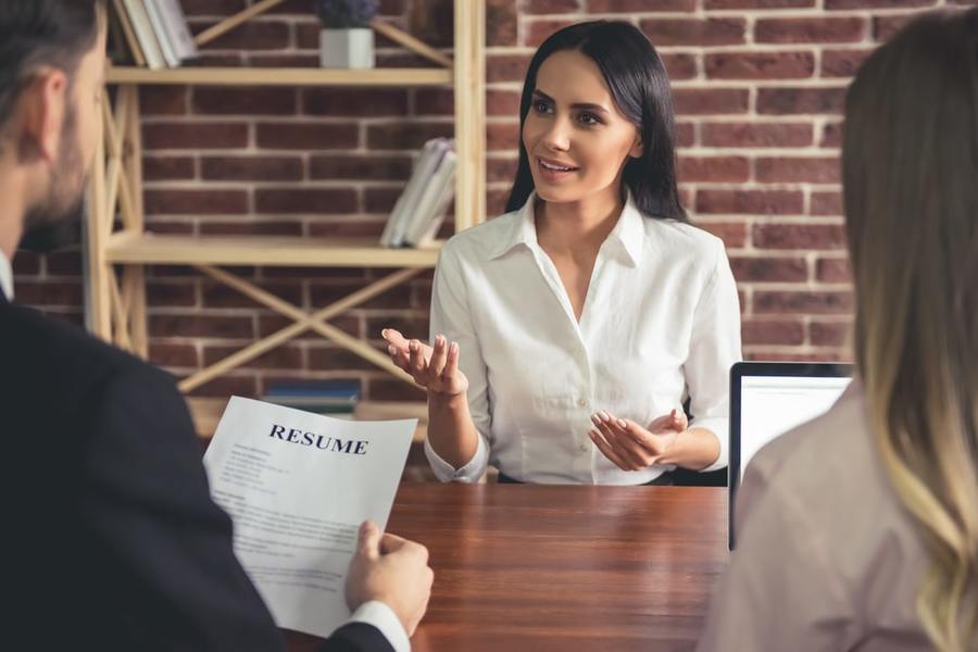 10_Questions_you _must_ask_before_accepting_a_job_offer_min