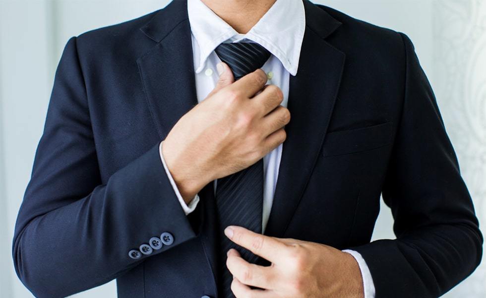 how_to_dress_for_your_job_interview_alt_min