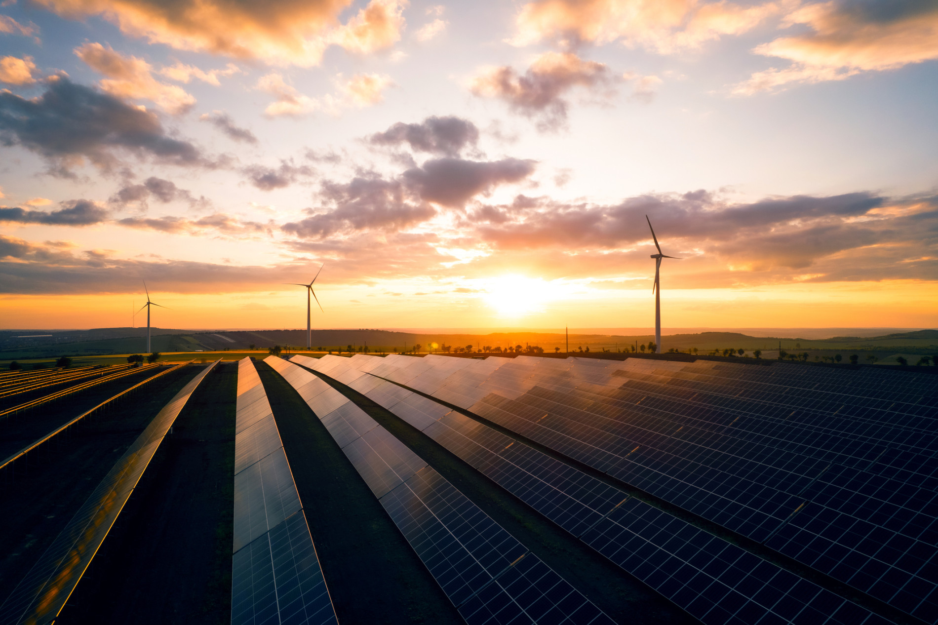 Solar and wind renewable energy project