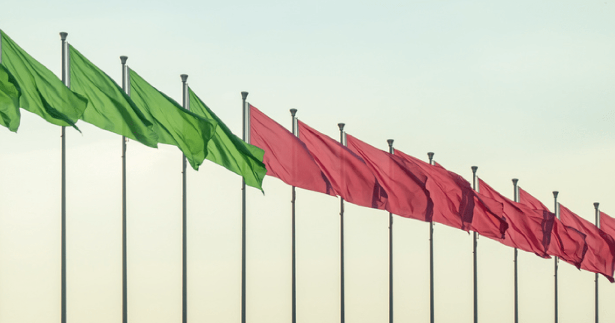 The Red and Green Flags in Your Recruiter Relationship_PRF 2 Featured-min